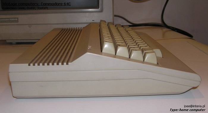 Commodore 64C - 04.jpg